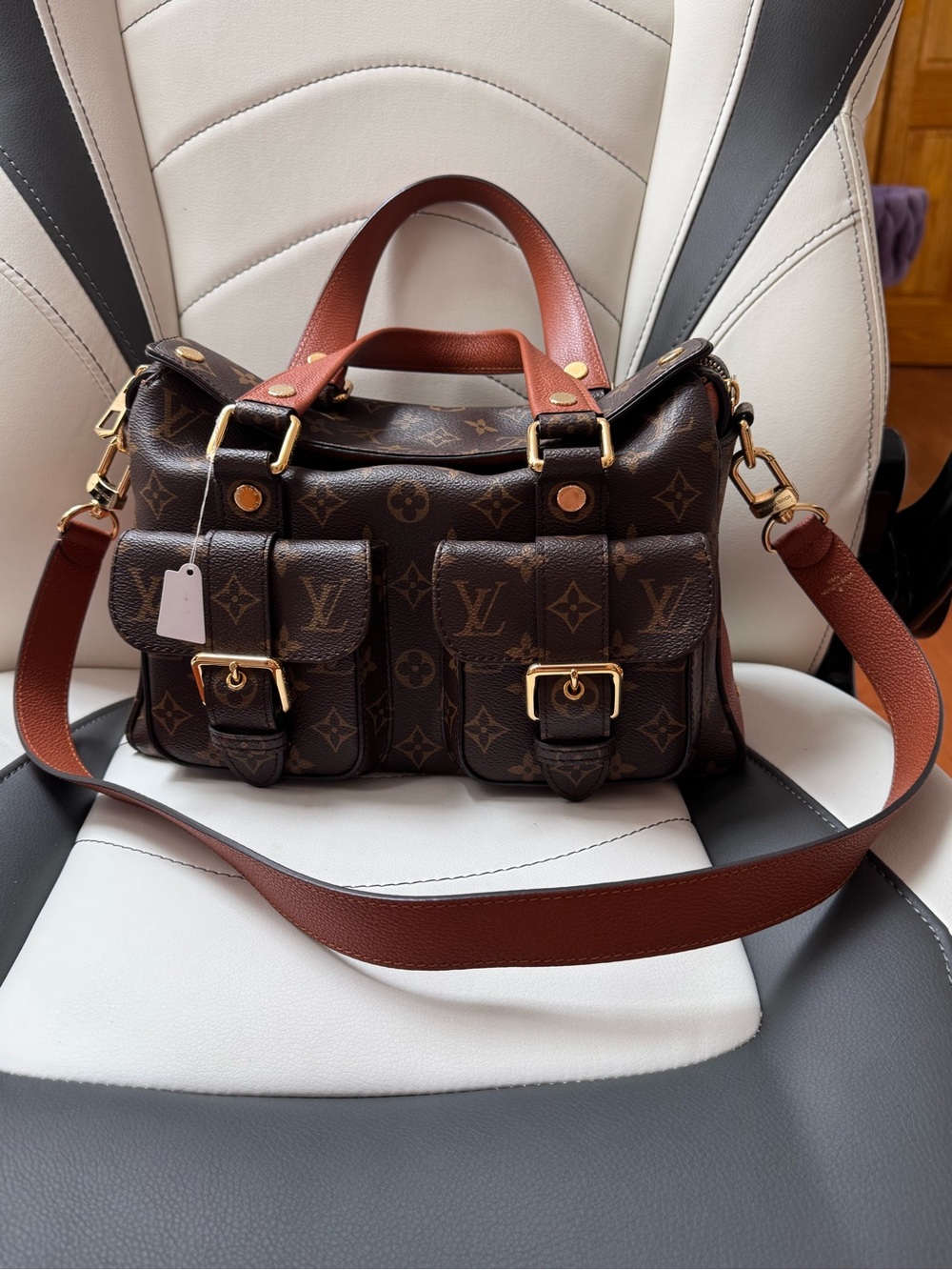 Louis Vuitton Monogram manhattan Canvas Messenger Bag with Brown Leather Trim